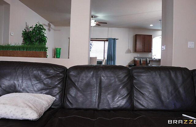 Newly Pregnant And DTF