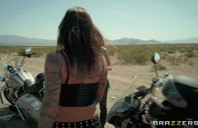 Bloodthirsty Biker Babes: Part 3